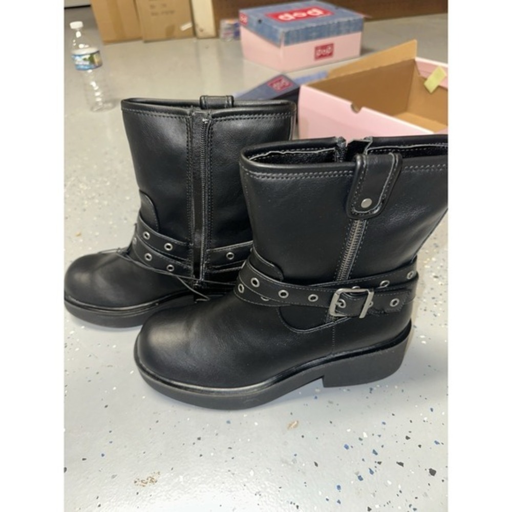 Women's Size 6.5 Pop Billboard Black Ankle Boots with Buckles NEW Z26 - Picture 5 of 6
